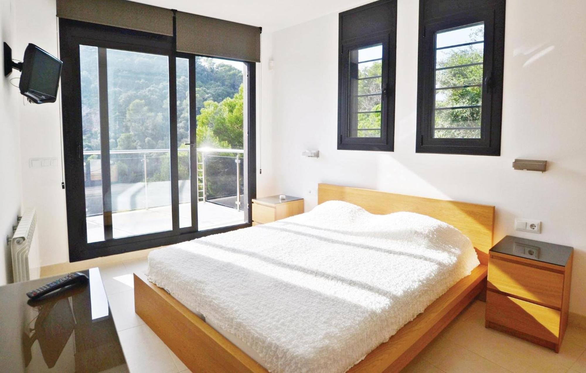 Nice Home In Santa Susanna With House Sea View Kültér fotó